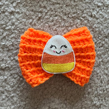 Load image into Gallery viewer, Halloween Crochet Bows
